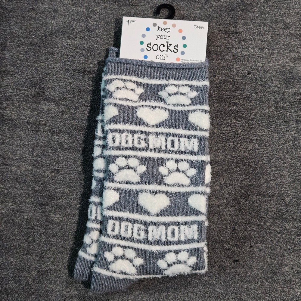 Keep Your Socks On! Dog Mom Grey Fuzzy Crew Socks Paw Print Hearts NWT Size 4-10